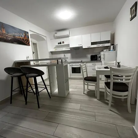 Apartamento Dn 12