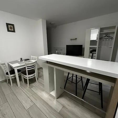 Apartment Dn 12
