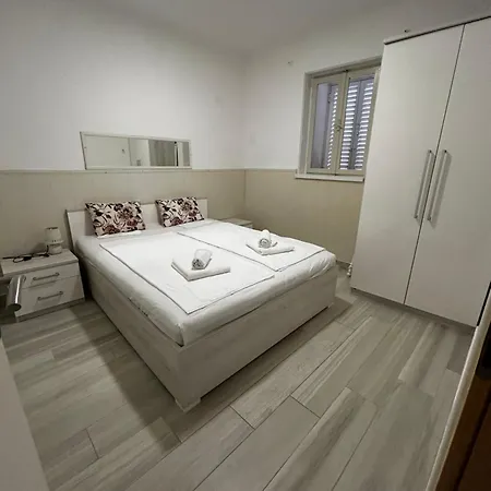 Apartment Dn 12