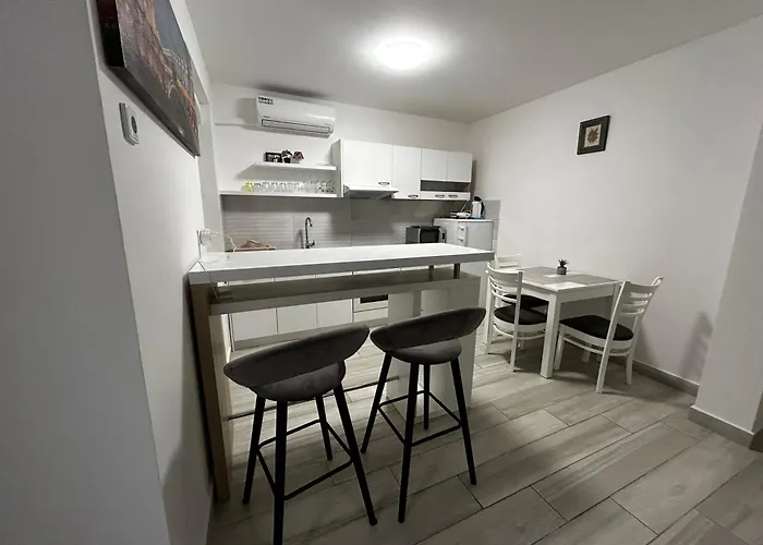 Apartment Dn 12 Baška
